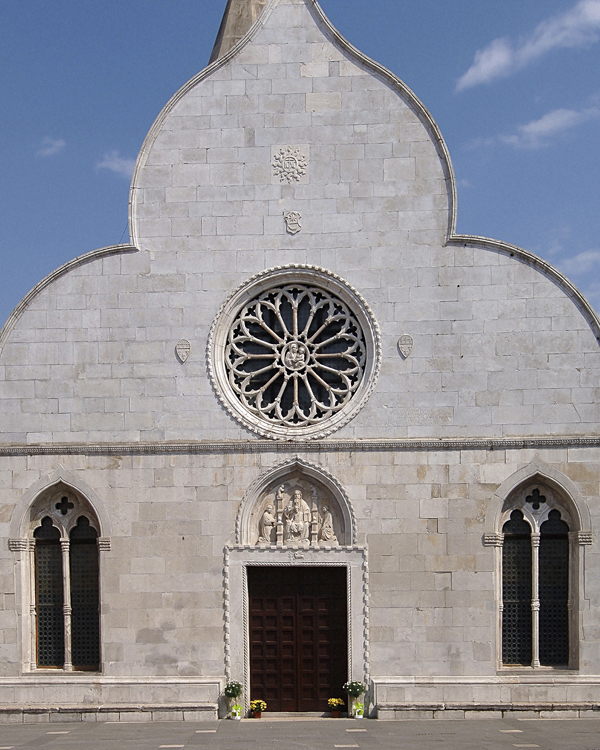 la facciata del duomo di Muggia (1263) (Tullio Valente)
